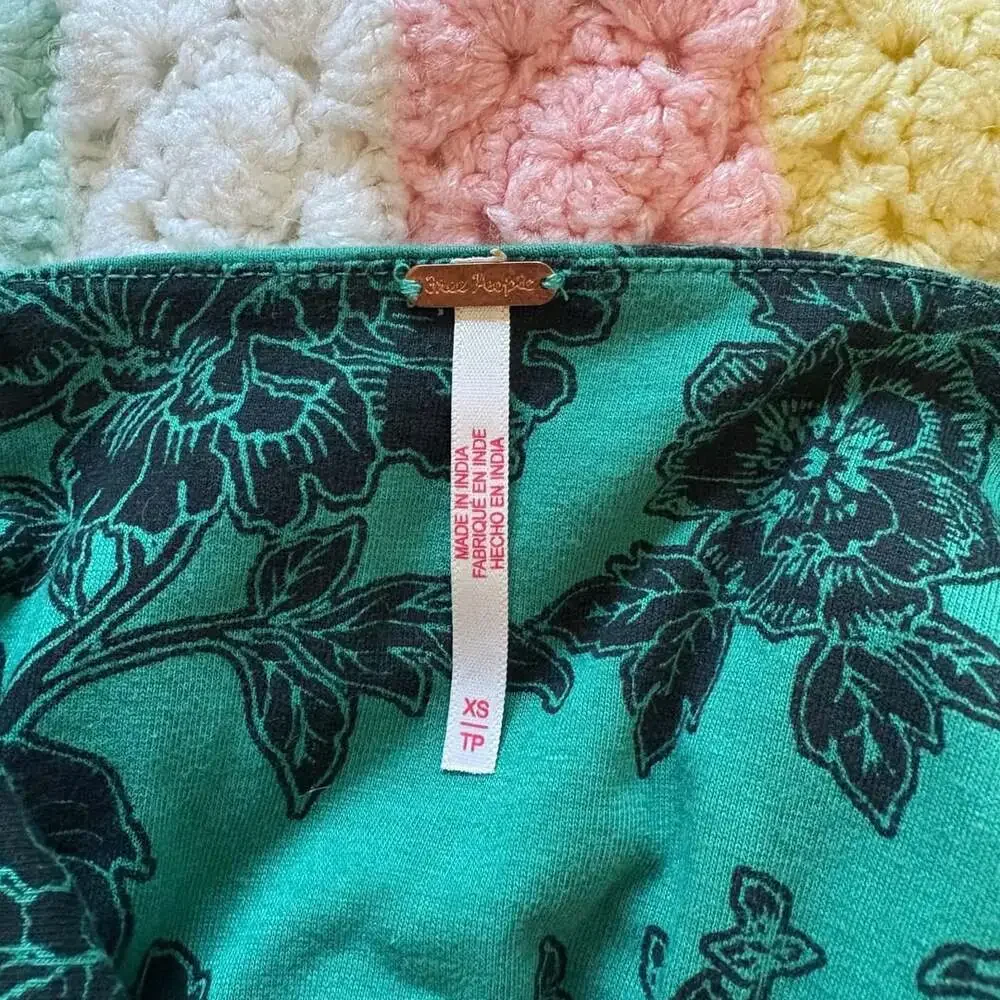 Free People Camisole Size XS Green Black Floral Print Tank Top